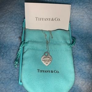 Return to Tiffany’s Heart Pendant Necklace Silver